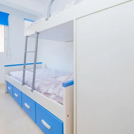 Cubo's Tejares Apartment *