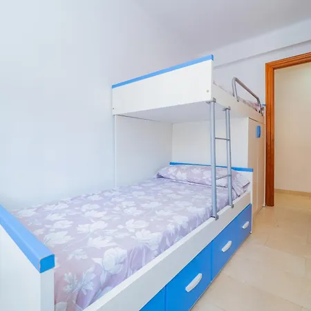 Cubo's Tejares Apartment